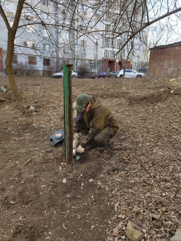 Выполнены работы по демонтажу аварийной детской площадки по адресу ул. Пухова, 31 Выполнены работы по демонтажу аварийной детской площадки по адресу ул. Пухова, 31