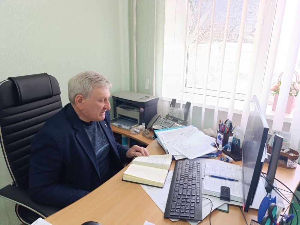 Николай Михайлов: Провел рабочее совещание в формате ВКС с руководителями структурных и территориальных подразделений Администрации Старобешевского муниципального округа по вопросу организации и проведения... Николай Михайлов: Провел рабочее совещание в формате ВКС с руководителями структурных и территориальных подразделений Администрации Старобешевского муниципального округа по вопросу организации и проведения...