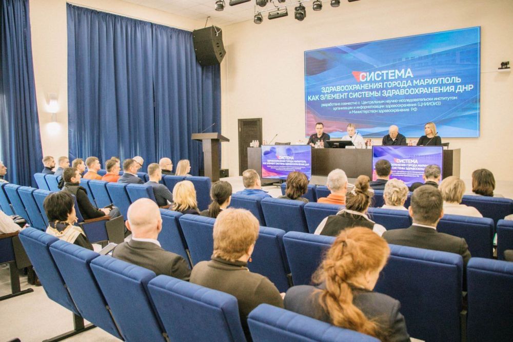 Олег Моргун: О развитии и перспективах системы здравоохранения в Мариуполе говорили сегодня вместе с министром здравоохранения Республики Дмитрием Гарцевым и главный врачом Больницы интенсивного лечения Валентиной Гавриляк Олег Моргун: О развитии и перспективах системы здравоохранения в Мариуполе говорили сегодня вместе с министром здравоохранения Республики Дмитрием Гарцевым и главный врачом Больницы интенсивного лечения Валентиной Гавриляк