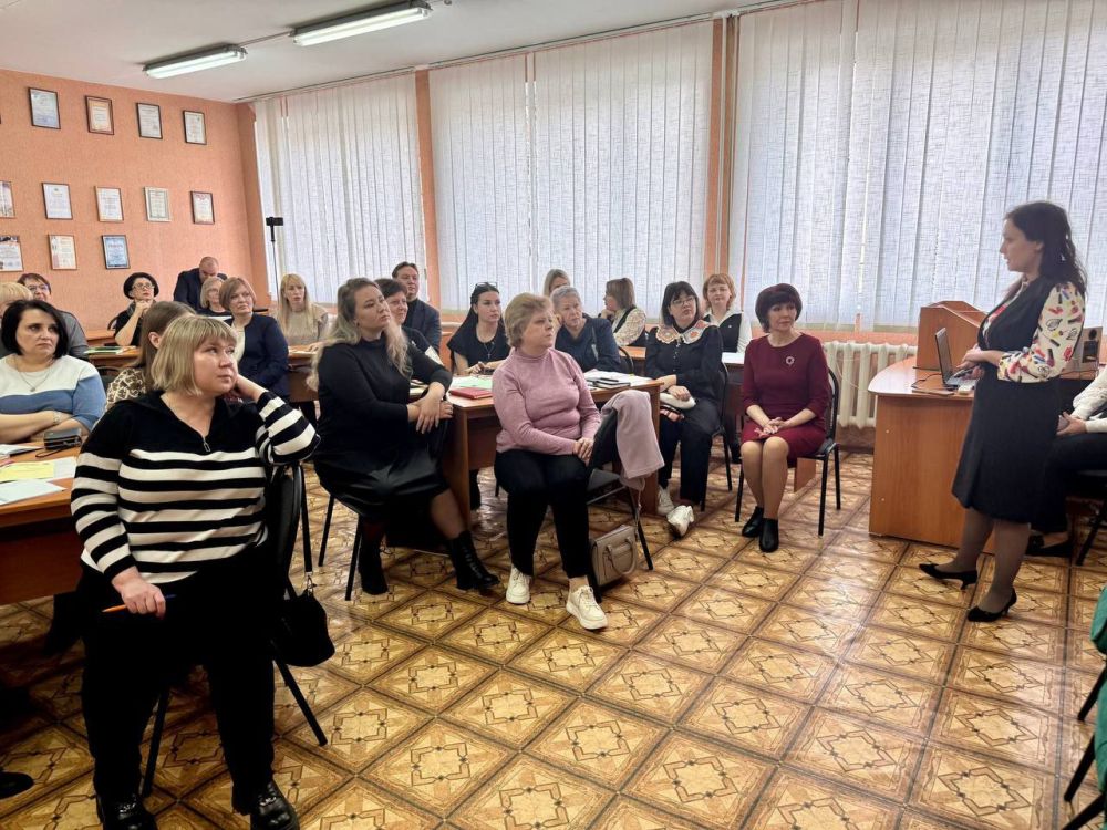 Лицей "Престиж": способствуем профессиональному развитию учителей и внедрению инновационных подходов в обучении Лицей "Престиж": способствуем профессиональному развитию учителей и внедрению инновационных подходов в обучении