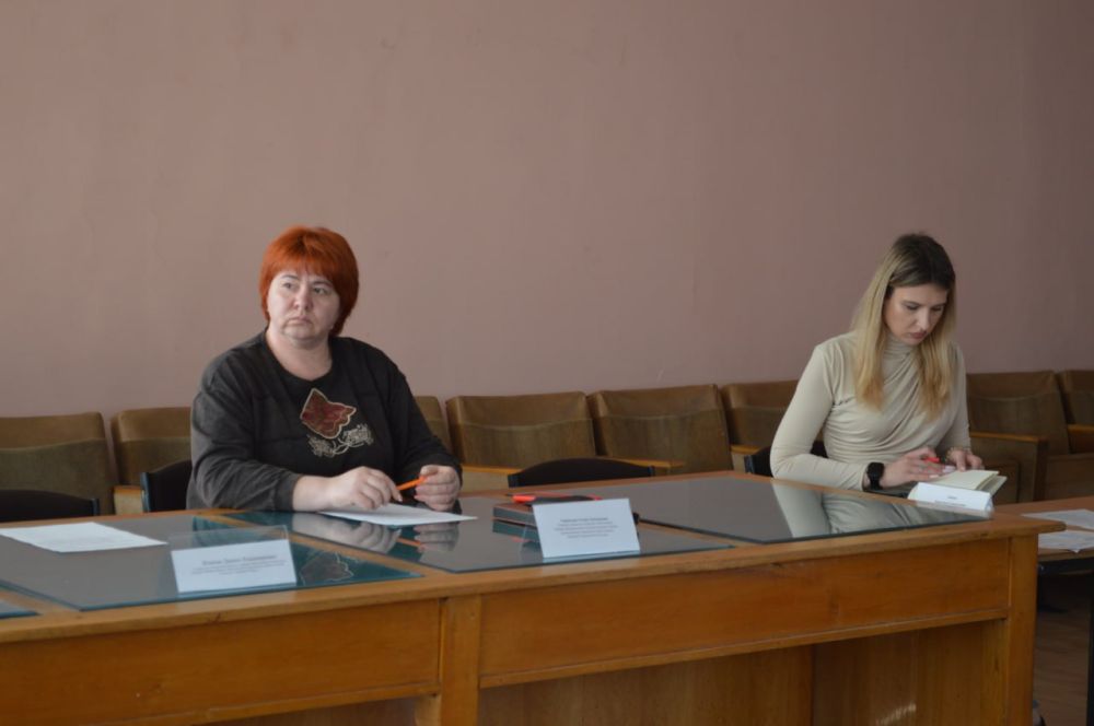 Татьяна Копылова: Сегодня, 13 марта, в Управе Ворошиловского района состоялось заседание комиссии по делам несовершеннолетних и защите их прав Татьяна Копылова: Сегодня, 13 марта, в Управе Ворошиловского района состоялось заседание комиссии по делам несовершеннолетних и защите их прав