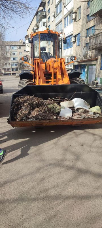 В Комсомольском продолжают благоустраивать город В Комсомольском продолжают благоустраивать город