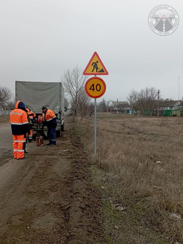 Свыше 110 единиц спецтехники привлечено для генеральной уборки автомобильных дорогах общего пользования – ГКУ ДНР «Автомобильные дороги Донбасса» Свыше 110 единиц спецтехники привлечено для генеральной уборки автомобильных дорогах общего пользования – ГКУ ДНР «Автомобильные дороги Донбасса»