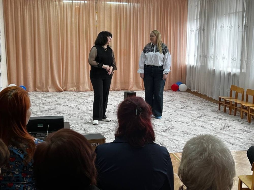 Заместитель председателя Енакиевского городского совета Анна Деменкова провела выездную встречу с трудовым коллективом ГКДОУ "Детский сад № 15 "Берёзка" г.о Заместитель председателя Енакиевского городского совета Анна Деменкова провела выездную встречу с трудовым коллективом ГКДОУ "Детский сад № 15 "Берёзка" г.о