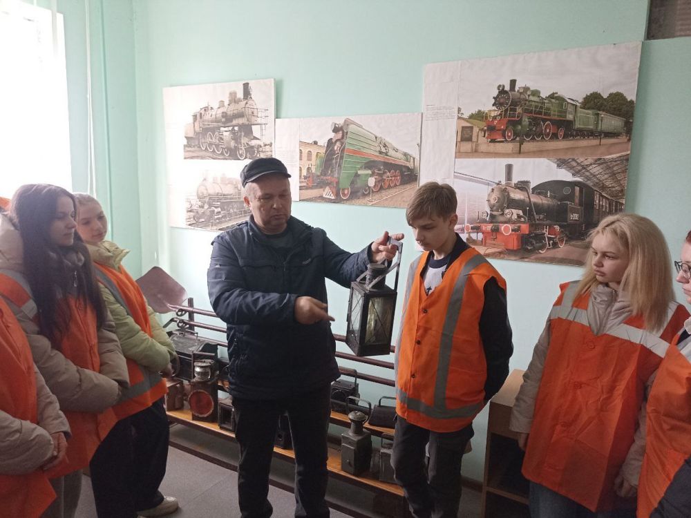 Профтур «В гости к машинисту тепловоза»! Профтур «В гости к машинисту тепловоза»!
