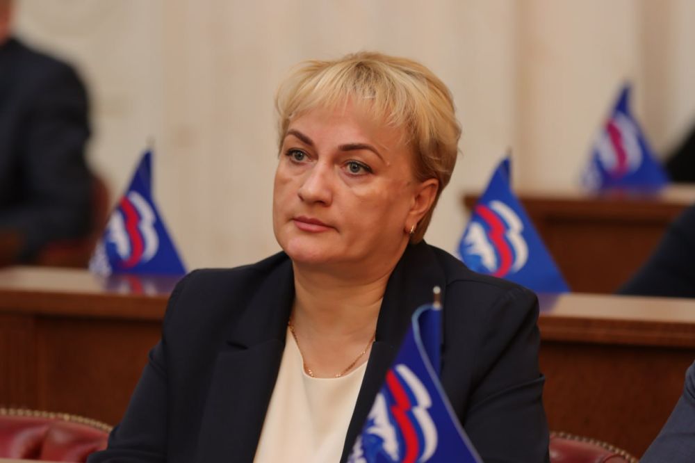 В ходе «правительственного часа» в Народном Совете ДНР министр образования и науки Донецкой Народной Республики Олег Трофимов рассказал депутатам о работе министерства в 2024 году и планах на следующий год В ходе «правительственного часа» в Народном Совете ДНР министр образования и науки Донецкой Народной Республики Олег Трофимов рассказал депутатам о работе министерства в 2024 году и планах на следующий год