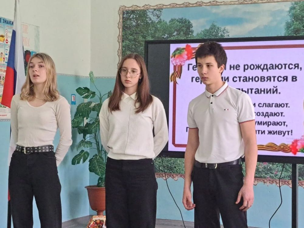 Александр Качанов: В Докучаевске прошли поэтические чтения Александр Качанов: В Докучаевске прошли поэтические чтения