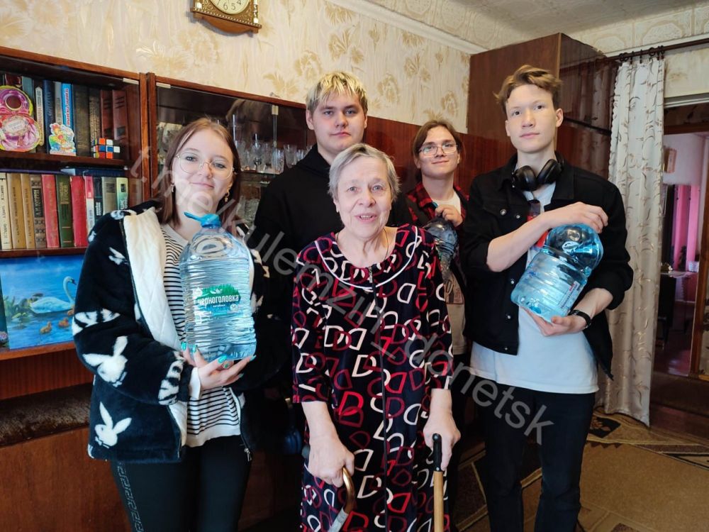 Алексей Кулемзин: Акция «Эстафета добра» объединяет Дончан Алексей Кулемзин: Акция «Эстафета добра» объединяет Дончан
