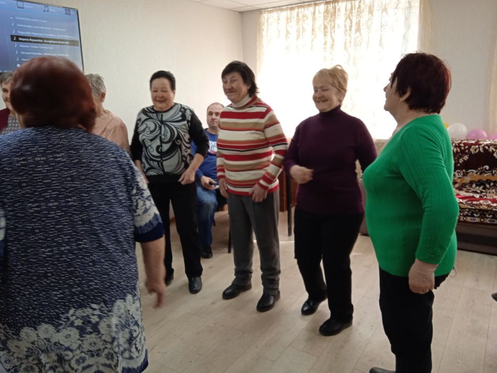 11 лет тому назад произошло исторического событие, которое заставило вновь говорить о торжестве солидарности и справедливости 11 лет тому назад произошло исторического событие, которое заставило вновь говорить о торжестве солидарности и справедливости