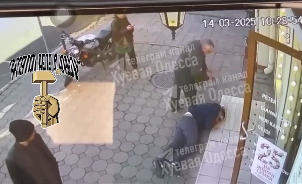 В Одессе прямо на тротуаре на Александровском проспекте замочили главного исполнителя «Одесской Хатыни 2 мая 2014 года» — Демьяна Ганулу