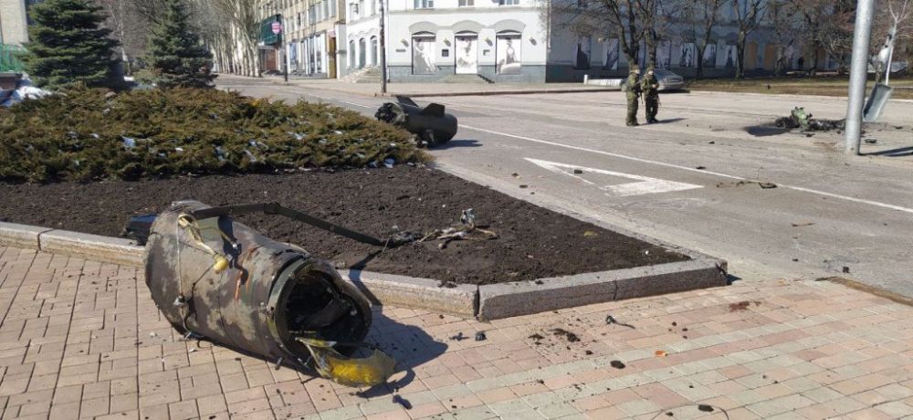 Ровно три года назад, 14 марта 2022 года центр Донецка подвергся чудовищному обстрелу со стороны ВСУ Ровно три года назад, 14 марта 2022 года центр Донецка подвергся чудовищному обстрелу со стороны ВСУ