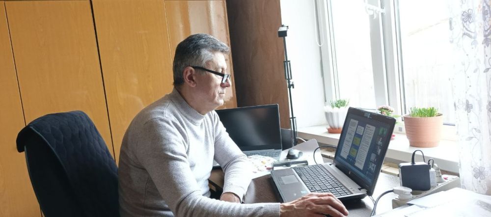 Иван Адамец: Сегодня, 14 марта, в рамках Всероссийского конкурса молодежных проектов среди физических лиц «Росмолодежь.Гранты 1 сезон» в Куйбышевском, Петровском и Калининском районах состоялась межрайонная онлайн-встреча Иван Адамец: Сегодня, 14 марта, в рамках Всероссийского конкурса молодежных проектов среди физических лиц «Росмолодежь.Гранты 1 сезон» в Куйбышевском, Петровском и Калининском районах состоялась межрайонная онлайн-встреча
