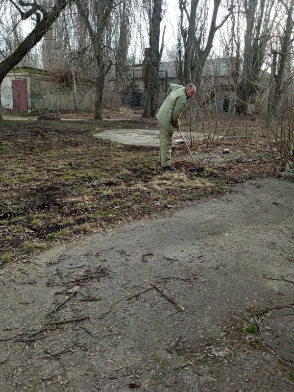 Виктория Жукова: Сотрудники Харцызсктеплосети проявили активную гражданскую позицию, приняв участие в Республиканском субботнике Мероприятие, направленное на благоустройство и санитарную очистку территорий, стало ярким... Виктория Жукова: Сотрудники Харцызсктеплосети проявили активную гражданскую позицию, приняв участие в Республиканском субботнике Мероприятие, направленное на благоустройство и санитарную очистку территорий, стало ярким...