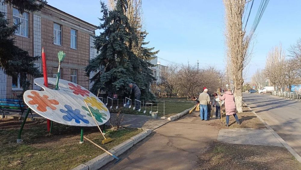 ДОБРАЯ ТРАДИЦИЯ - ВЕСЕННИЙ СУББОТНИК! ДОБРАЯ ТРАДИЦИЯ - ВЕСЕННИЙ СУББОТНИК!