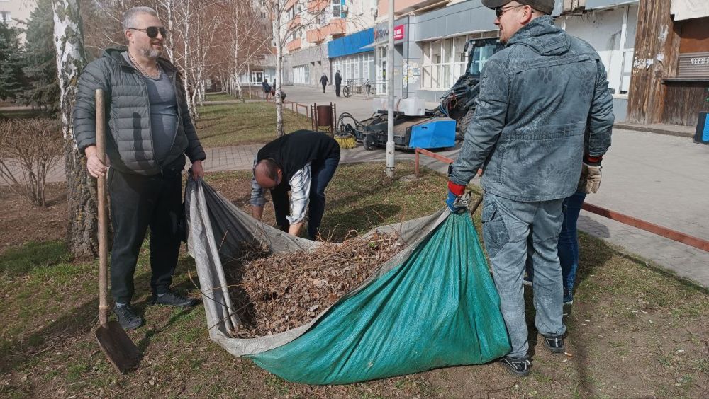 Всереспубликанский субботник: уборка парка «Лукоморье» Всереспубликанский субботник: уборка парка «Лукоморье»