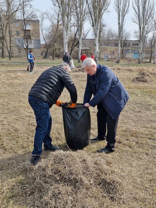 Коллектив училища присоединился к мероприятиям общереспубликанского субботника Коллектив училища присоединился к мероприятиям общереспубликанского субботника