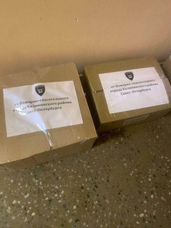 Петербуржцы продолжают отправлять в Мариуполь гуманитарную помощь Петербуржцы продолжают отправлять в Мариуполь гуманитарную помощь