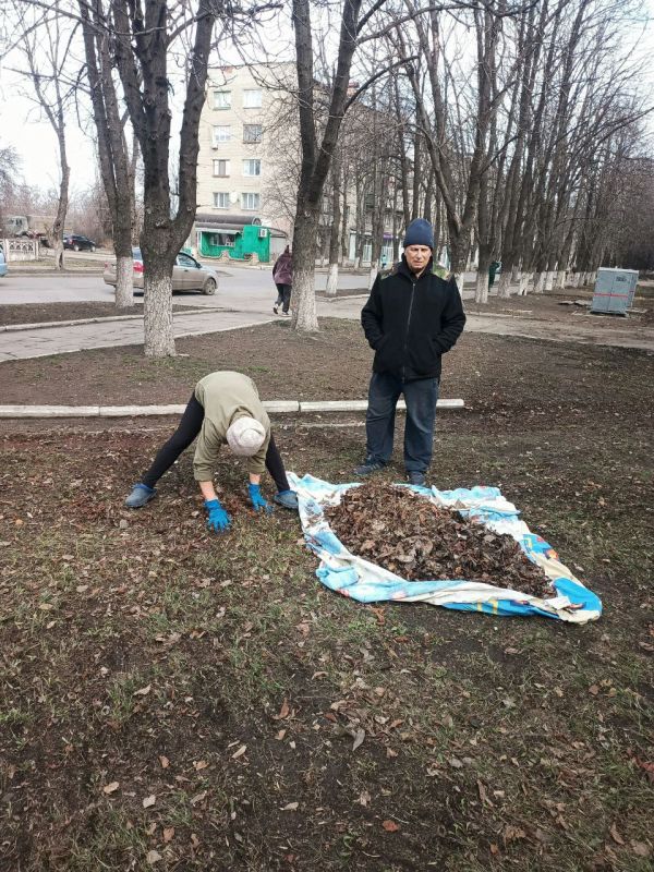 Сергей Желновач: Чистота начинается с каждого из нас: общереспубликанский субботник прошел в городском округе Дебальцево Сергей Желновач: Чистота начинается с каждого из нас: общереспубликанский субботник прошел в городском округе Дебальцево