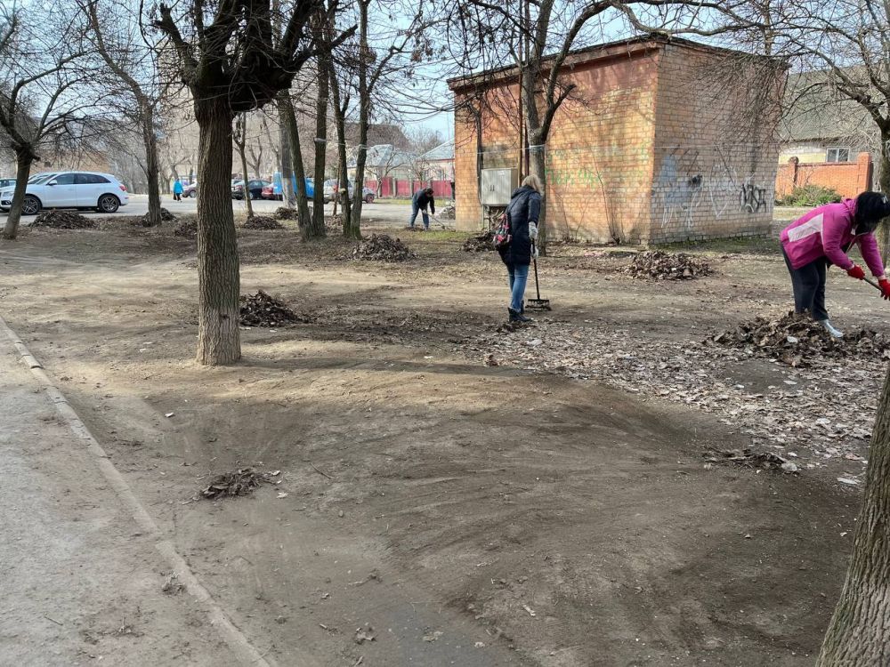Олег Моргун: По итогам сегодняшнего субботника в городском округе Мариуполь благоустроили более 70 общественных пространств Олег Моргун: По итогам сегодняшнего субботника в городском округе Мариуполь благоустроили более 70 общественных пространств