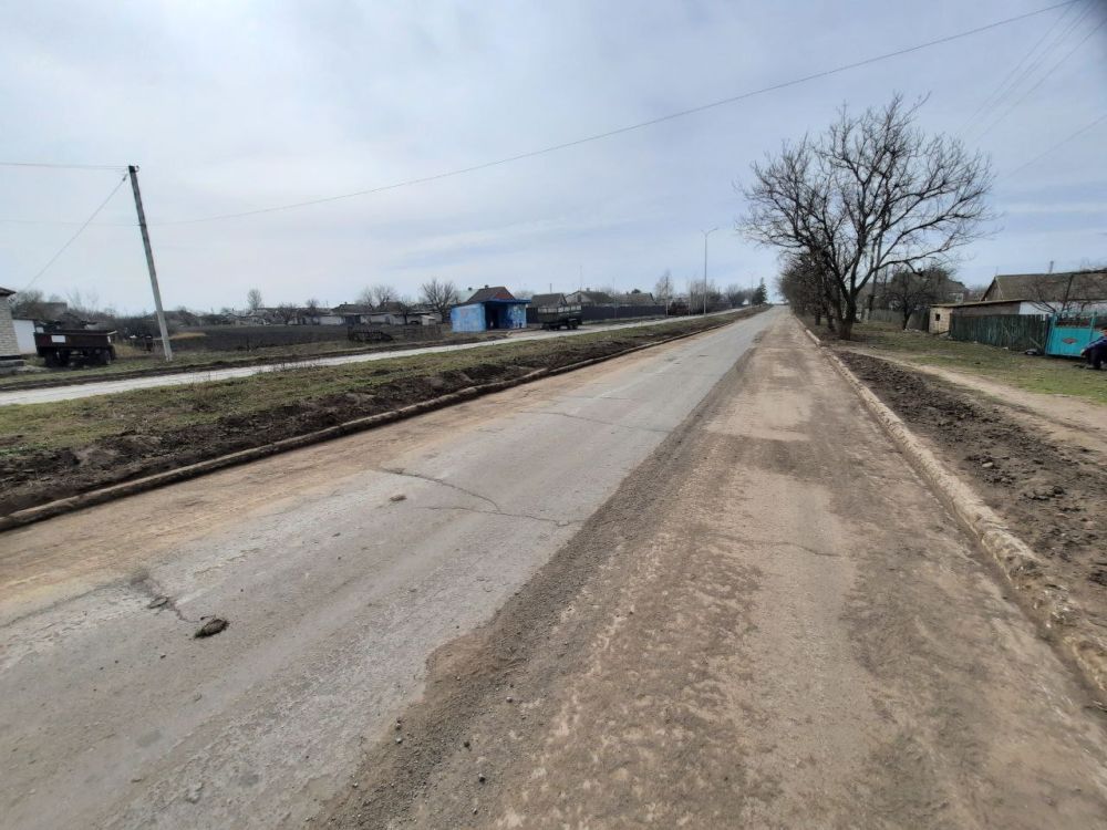 МБУ "Степнянский ДК ". марта , сотрудники Дома культуры и сельской библиотеки приняли участие в республиканском субботнике! Приведя в порядок прилегающую территорию Дома культуры, активно участвовали в уборке центра... МБУ "Степнянский ДК ". марта , сотрудники Дома культуры и сельской библиотеки приняли участие в республиканском субботнике! Приведя в порядок прилегающую территорию Дома культуры, активно участвовали в уборке центра...