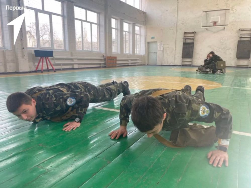 Зарница в полном разгаре Зарница в полном разгаре