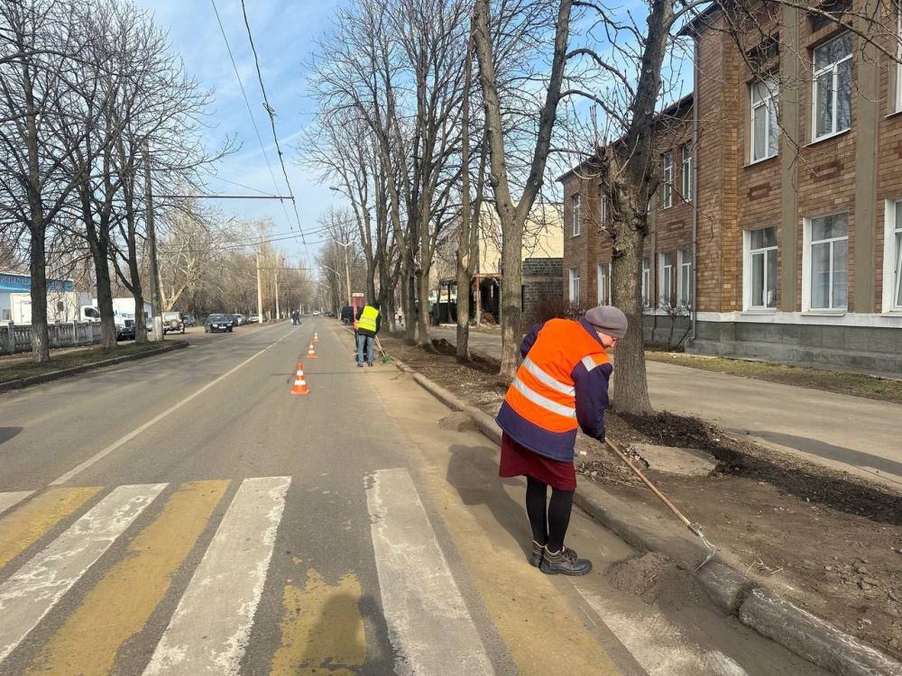 Виктория Жукова: Сотрудники Харцызсктеплосети проявили активную гражданскую позицию, приняв участие в Республиканском субботнике Мероприятие, направленное на благоустройство и санитарную очистку территорий, стало ярким... Виктория Жукова: Сотрудники Харцызсктеплосети проявили активную гражданскую позицию, приняв участие в Республиканском субботнике Мероприятие, направленное на благоустройство и санитарную очистку территорий, стало ярким...