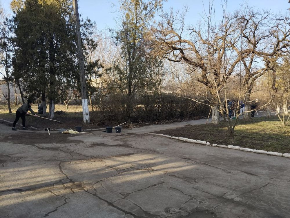 Совет женщин Мангушского МО активно принял участие в региональном субботнике! Совет женщин Мангушского МО активно принял участие в региональном субботнике!