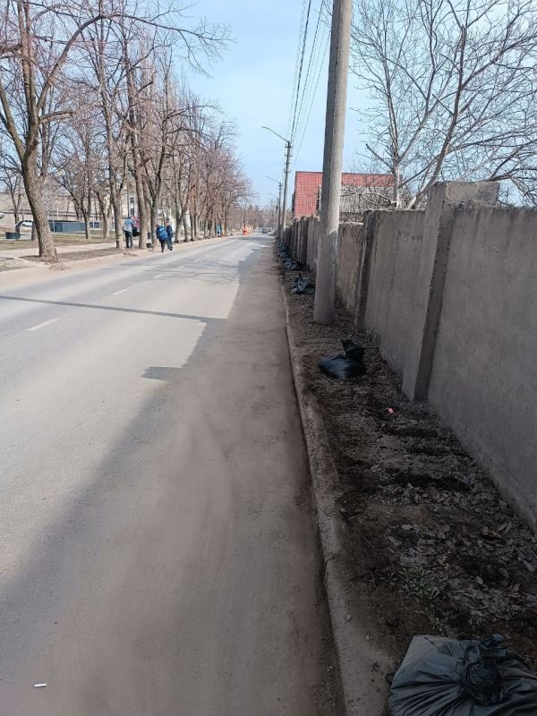 ЭМС "РОС" (связь) убрали ул. Первомайскую (от Адамца до Краснознаменской) ЭМС "РОС" (связь) убрали ул. Первомайскую (от Адамца до Краснознаменской)
