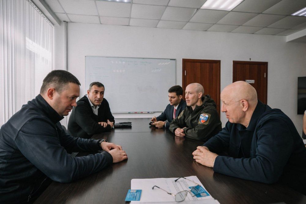 Олег Моргун: Уже на следующей неделе откроем в Мариуполе отделение Общероссийского общественного движения «Здоровое Отечество» Олег Моргун: Уже на следующей неделе откроем в Мариуполе отделение Общероссийского общественного движения «Здоровое Отечество»