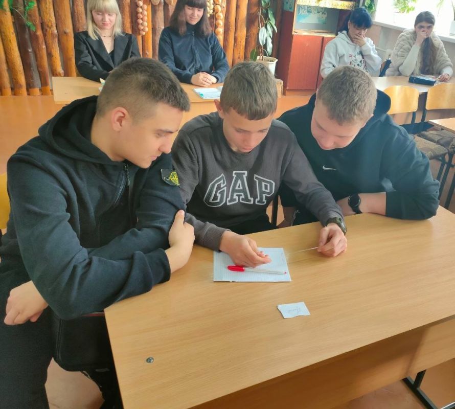 Молодежь Снежного участвует в общественной жизни округа Молодежь Снежного участвует в общественной жизни округа