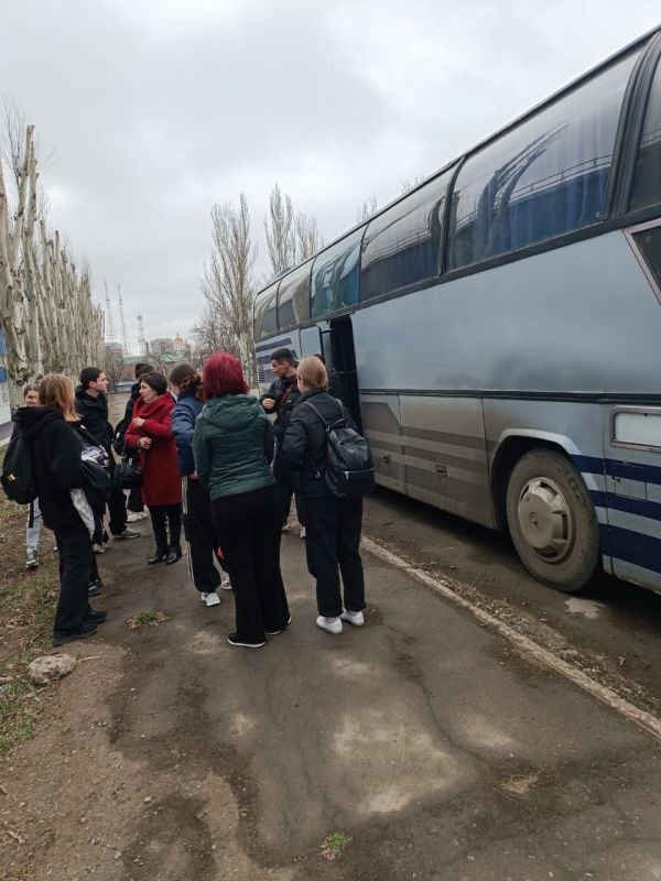 Школьники Волновахского округа приняли участие во 2 этапе Всероссийского физкультурно-спортивного комплекса «Готов к труду и обороне» Школьники Волновахского округа приняли участие во 2 этапе Всероссийского физкультурно-спортивного комплекса «Готов к труду и обороне»