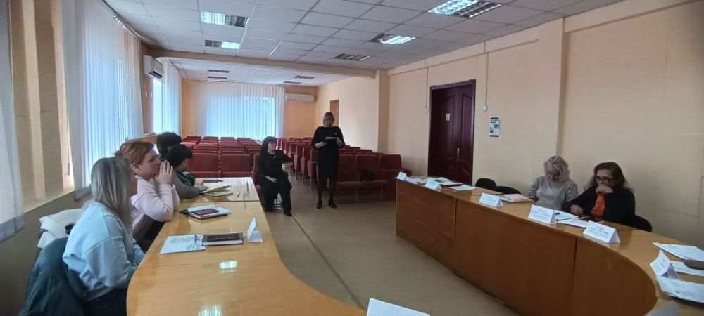 Юрий Будрин: Заседание Комиссии по делам несовершеннолетних и защите их прав Юрий Будрин: Заседание Комиссии по делам несовершеннолетних и защите их прав