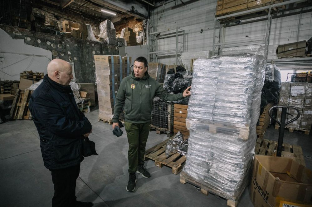 Олег Моргун: Очередной гуманитарный груз привёз в Мариуполь общественный деятель из Подмосковья Василий Лукунин Олег Моргун: Очередной гуманитарный груз привёз в Мариуполь общественный деятель из Подмосковья Василий Лукунин
