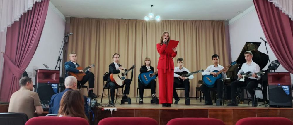 В школе искусств Снежного прошел отчетный концерт «Мелодии весны» В школе искусств Снежного прошел отчетный концерт «Мелодии весны»