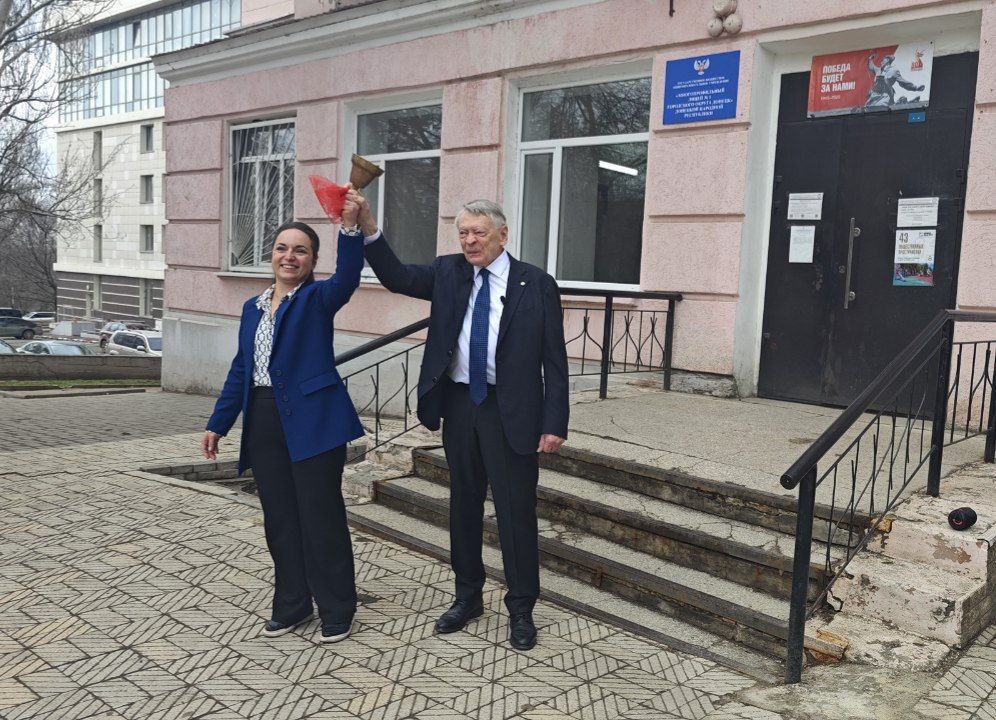 Первый однажды, первый — всегда! Первый однажды, первый — всегда!
