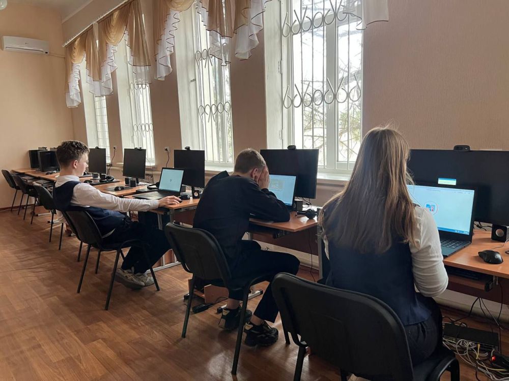 Великая победа. Первые Докучаевского округа приняли участие во Всемирной олимпиаде «Великая победа», став частью глобального события, объединившего молодежь из разных уголков планеты Великая победа. Первые Докучаевского округа приняли участие во Всемирной олимпиаде «Великая победа», став частью глобального события, объединившего молодежь из разных уголков планеты