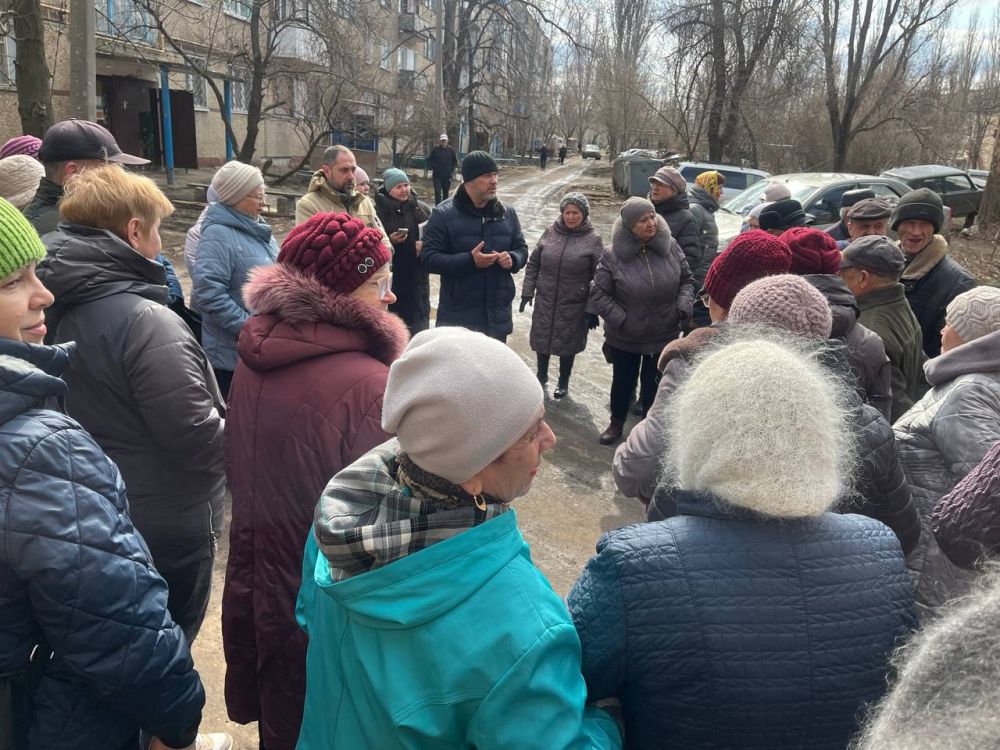 Сергей Желновач: Сегодня,19 марта, провел встречу с населением в городе Светлодарск Сергей Желновач: Сегодня,19 марта, провел встречу с населением в городе Светлодарск