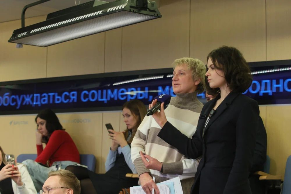 100 млн руб на поддержку семей: Мария Львова-Белова объявила о старте грантового конкурса «Центры новых возможностей – 2025» 100 млн руб на поддержку семей: Мария Львова-Белова объявила о старте грантового конкурса «Центры новых возможностей – 2025»