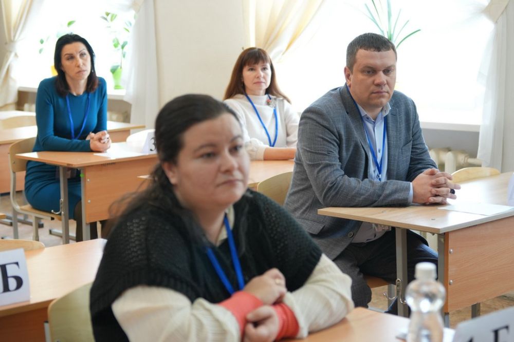Олег Трофимов: В Республике прошла Всероссийская акция «Сдаем вместе. День сдачи ЕГЭ родителями» Олег Трофимов: В Республике прошла Всероссийская акция «Сдаем вместе. День сдачи ЕГЭ родителями»
