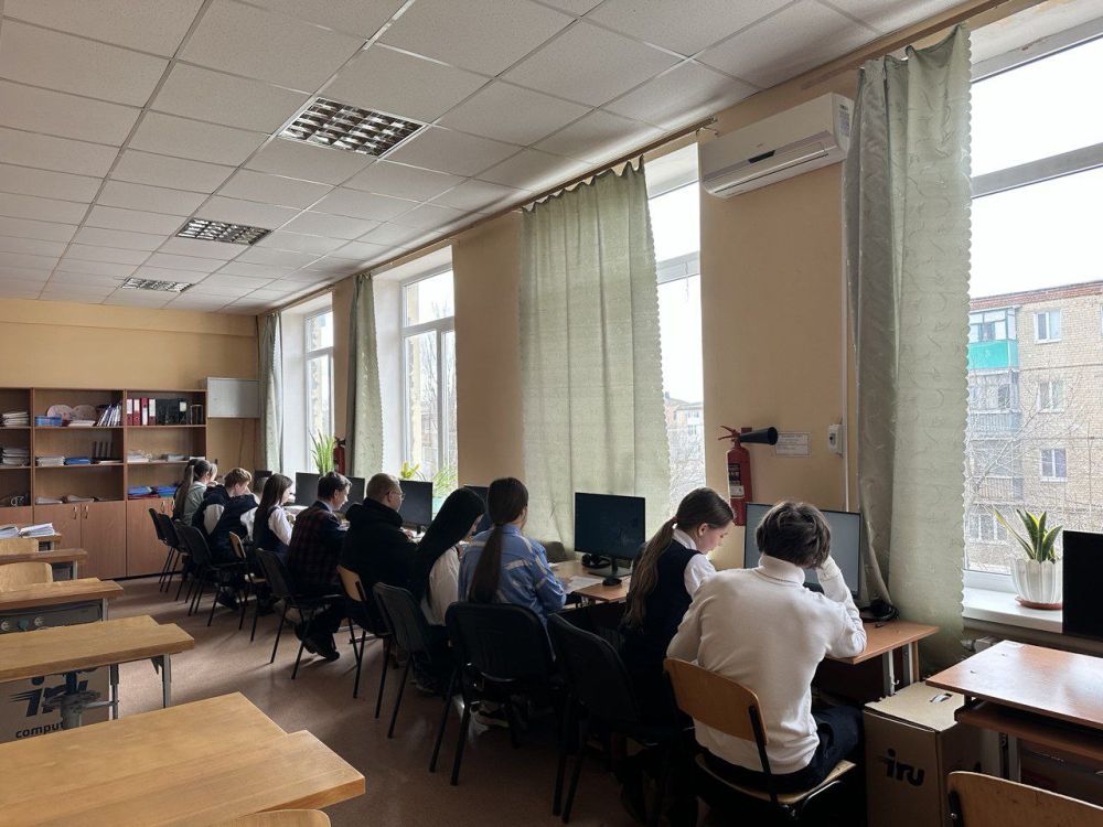 Великая победа. Первые Докучаевского округа приняли участие во Всемирной олимпиаде «Великая победа», став частью глобального события, объединившего молодежь из разных уголков планеты Великая победа. Первые Докучаевского округа приняли участие во Всемирной олимпиаде «Великая победа», став частью глобального события, объединившего молодежь из разных уголков планеты