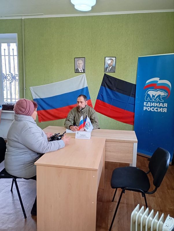 Сергей Желновач: 20.03.2025 начальник управления по работе с территориальными органами администрации городского округа Дебальцево, Андрей Юрьевич Горбунов, провел личный приём граждан в городе Светлодарск. Сергей Желновач: 20.03.2025 начальник управления по работе с территориальными органами администрации городского округа Дебальцево, Андрей Юрьевич Горбунов, провел личный приём граждан в городе Светлодарск.