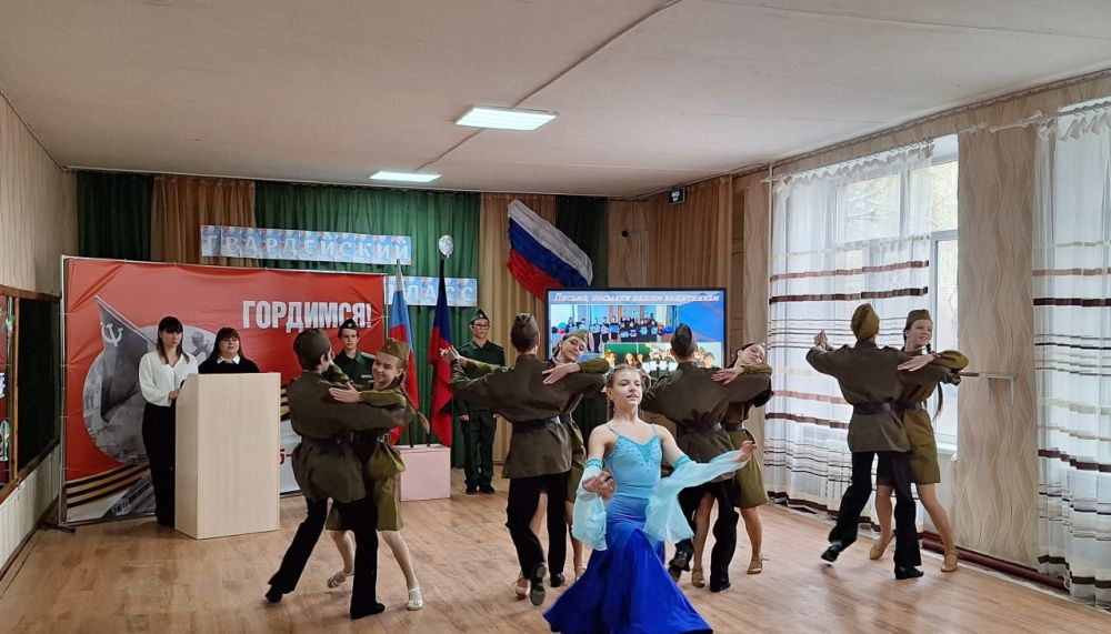 Александр Шатов: В Шахтерске наградили лучших юных кадетов Александр Шатов: В Шахтерске наградили лучших юных кадетов
