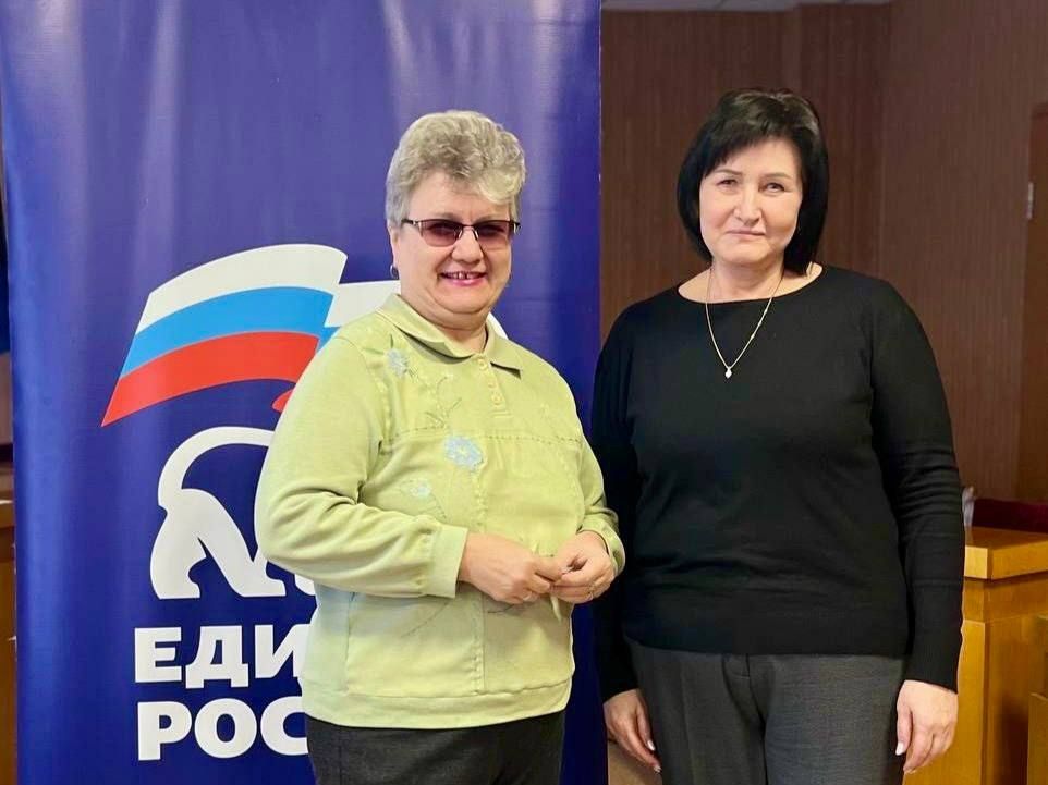 Михаил Меренков: Сегодня ряды местного отделения Всероссийской политической партии «ЕдинаяРоссия» пополнились новыми партийцами Михаил Меренков: Сегодня ряды местного отделения Всероссийской политической партии «ЕдинаяРоссия» пополнились новыми партийцами