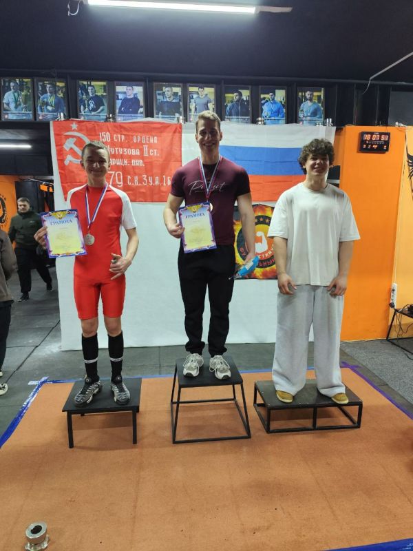 Чемпионат Мариуполя по пауэрлифтингу (троеборье) Чемпионат Мариуполя по пауэрлифтингу (троеборье)
