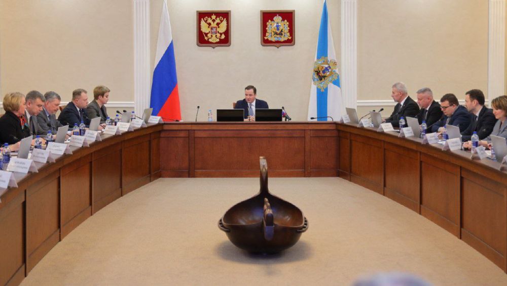 #* Подборка интересных новостей из регионов к этому часу: #* Подборка интересных новостей из регионов к этому часу: