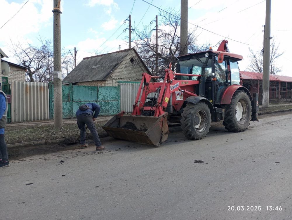Сергей Желновач: В городском округе Дебальцево продолжаются весенние работы по благоустройству округа Сергей Желновач: В городском округе Дебальцево продолжаются весенние работы по благоустройству округа