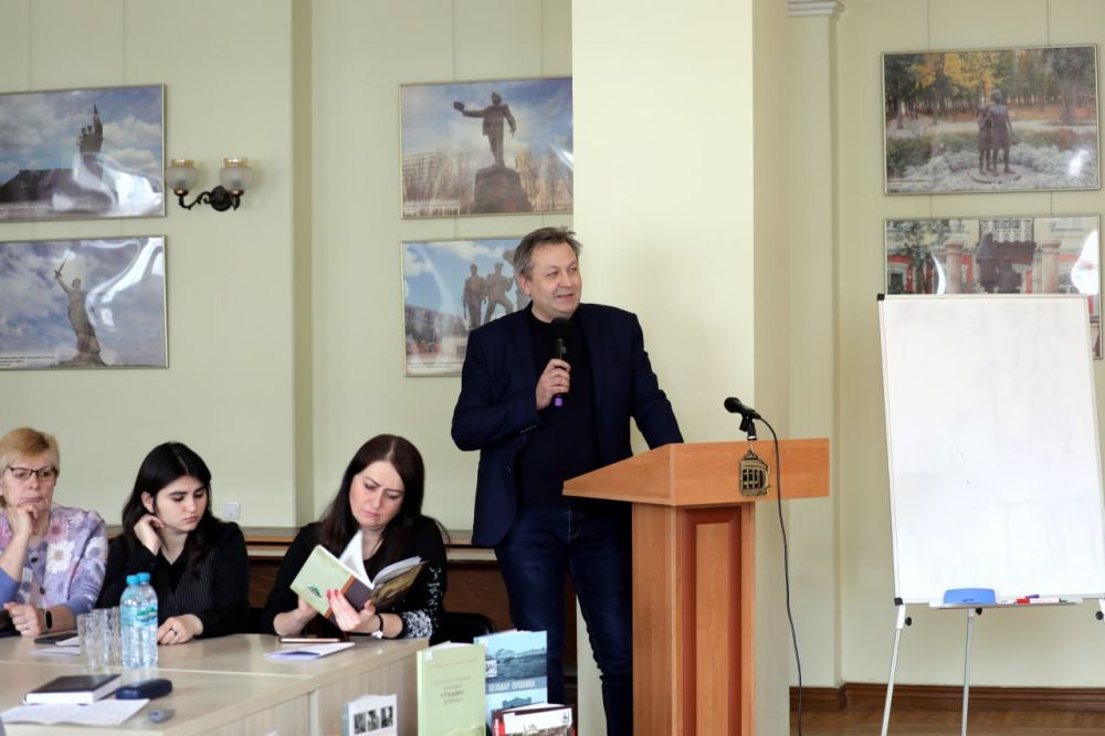 19 марта в библиотеке имени Н.К 19 марта в библиотеке имени Н.К