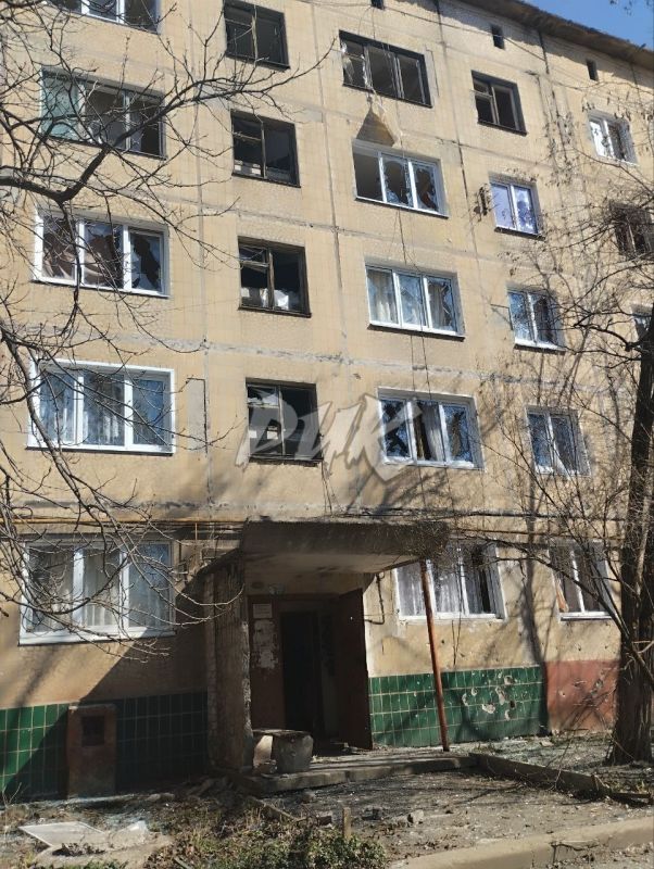 Иван Приходько: Последствия обстрела посёлка Комарова (Никитовский район Горловки) со стороны украинских террористов Иван Приходько: Последствия обстрела посёлка Комарова (Никитовский район Горловки) со стороны украинских террористов