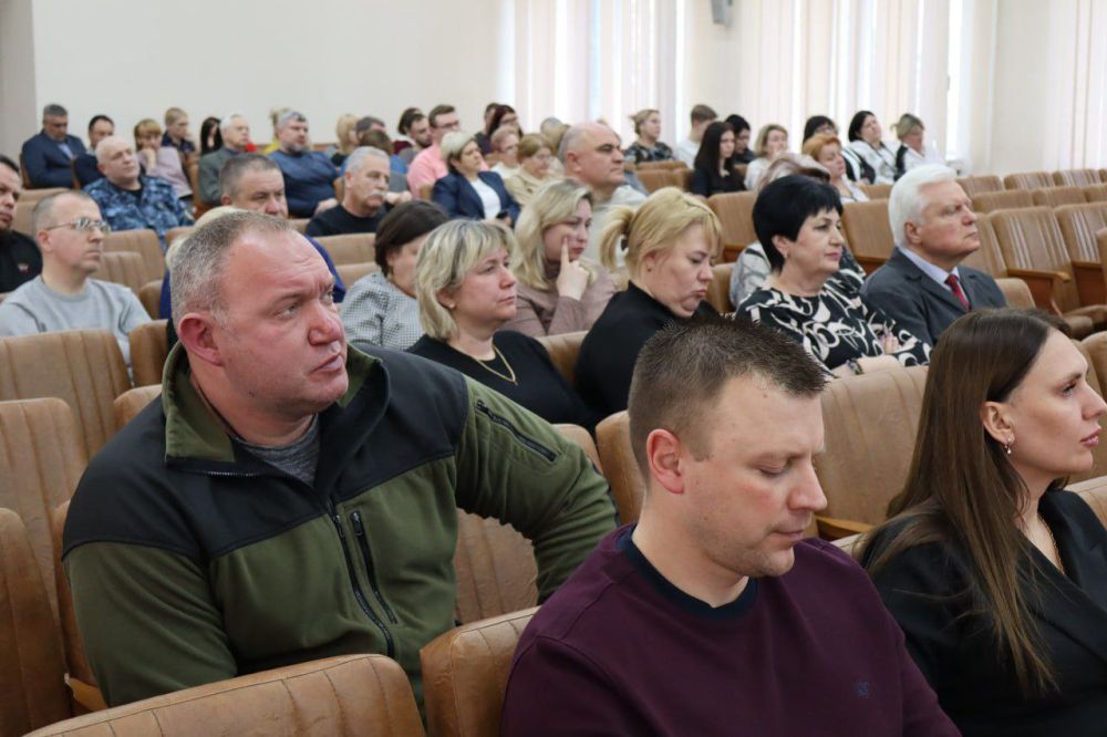 Валентина Харлашка: Депутаты заслушали отчет Главы округа за 2024 год Валентина Харлашка: Депутаты заслушали отчет Главы округа за 2024 год