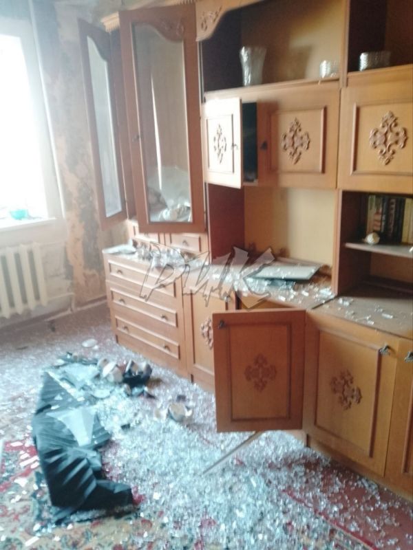 Иван Приходько: Последствия удара БПЛА ВФУ по квартире в жилом массиве «Комсомолец» Иван Приходько: Последствия удара БПЛА ВФУ по квартире в жилом массиве «Комсомолец»